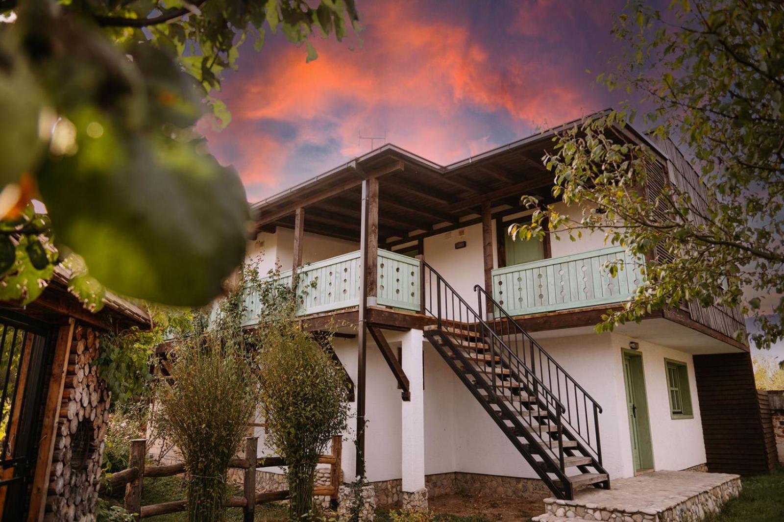 Etno Village Cardaci Витез Екстериор снимка
